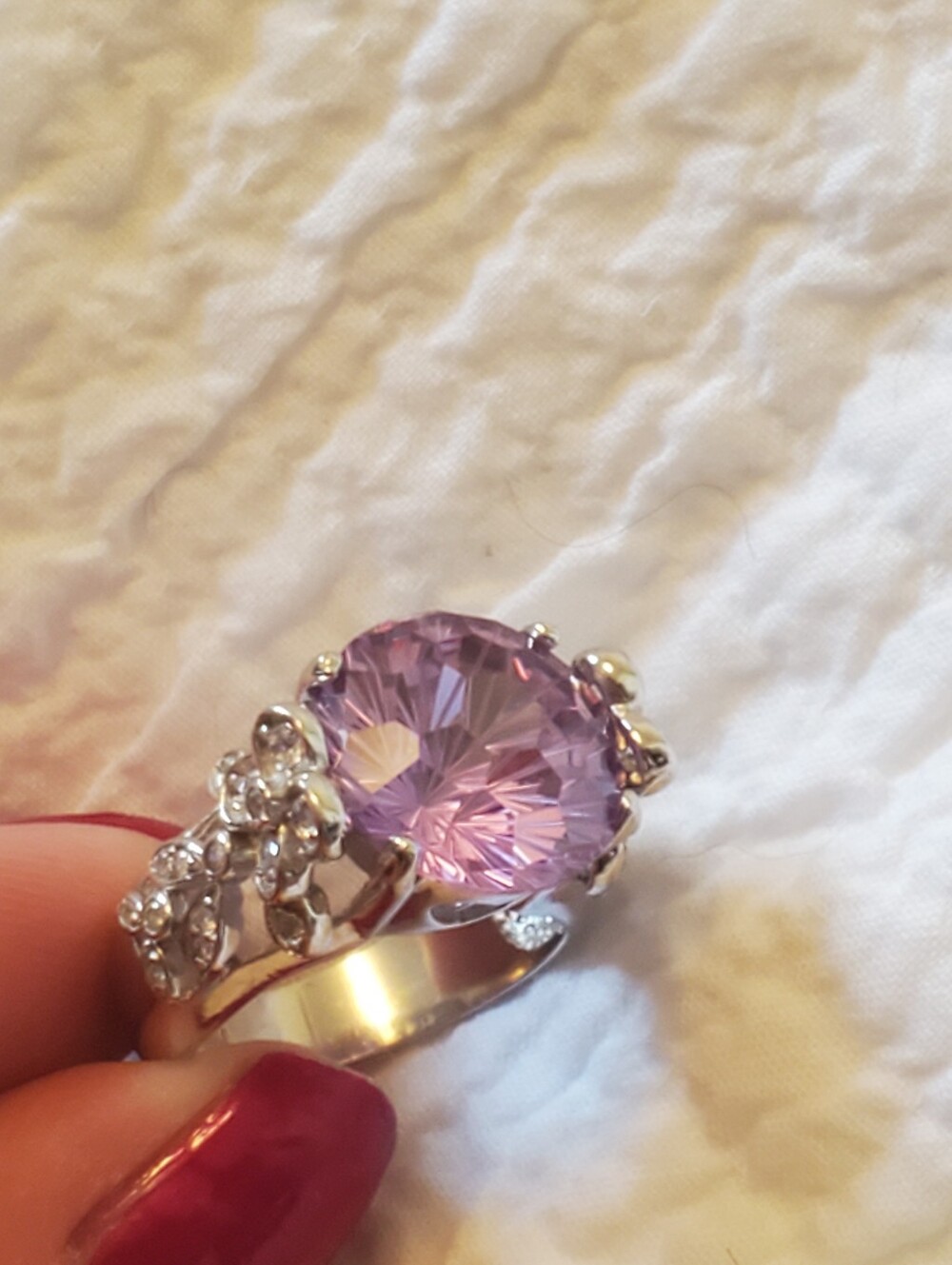 Vintage Sterling Silver Cocktail Ring with Large Light Violet Purple Crystal